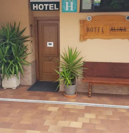 Hotel Alina Кангас-дель-Нарсеа Екстер'єр фото
